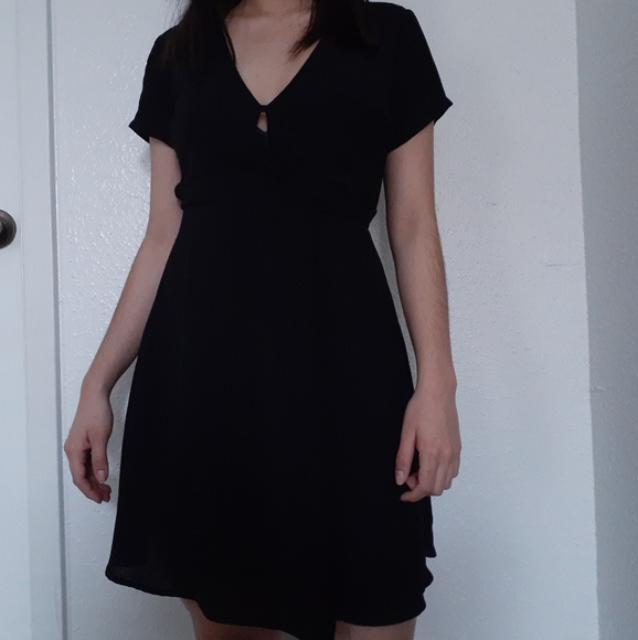 Classy Black Wrap Dress - Picture 1 of 8